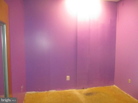 Retail Space in 69th St District