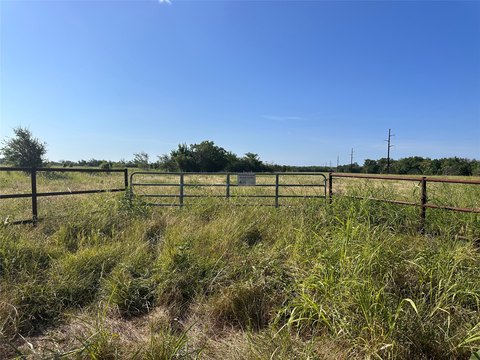 10-Acre Tranquil Land Parcel