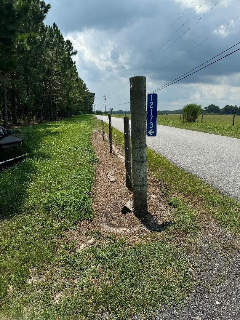 OXFORD, FL Land For Sale