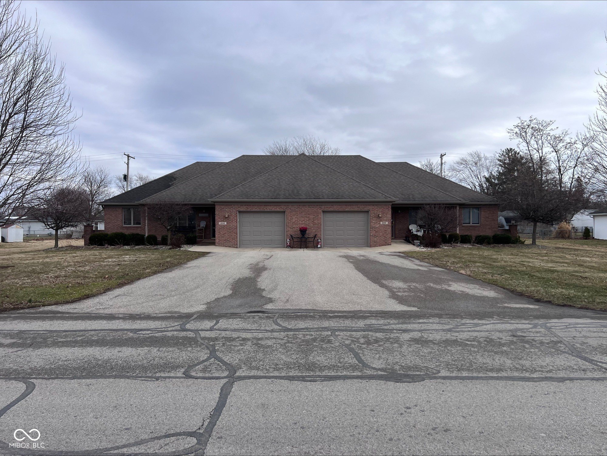 Middletown Duplex: Strong Investment Profile
