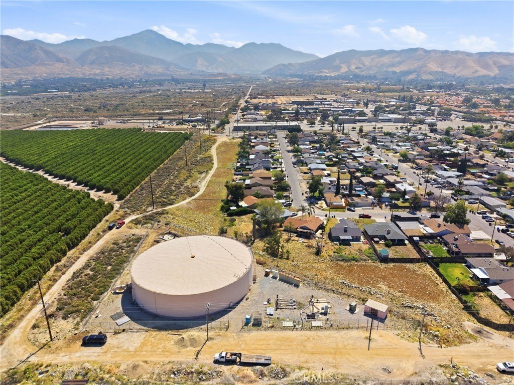 Residential Lots in Mentone, CA