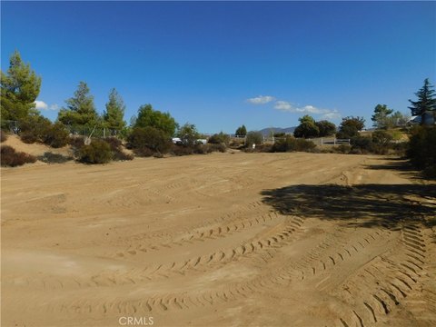 Aguanga Land with Community Amenities