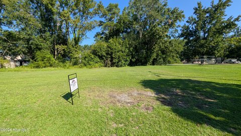 Neighborhood Mixed-Use Commercial Land