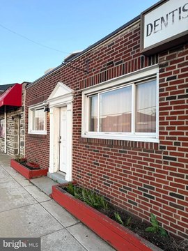 HOLMES, PA Commercial Space