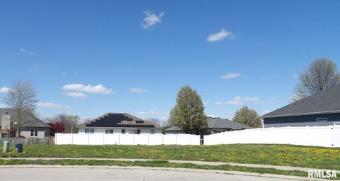 Residential Lot in Salem Estates