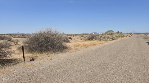 One Acre Parcel in Eloy