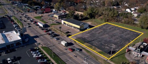 Commercial Land for Retail Uses