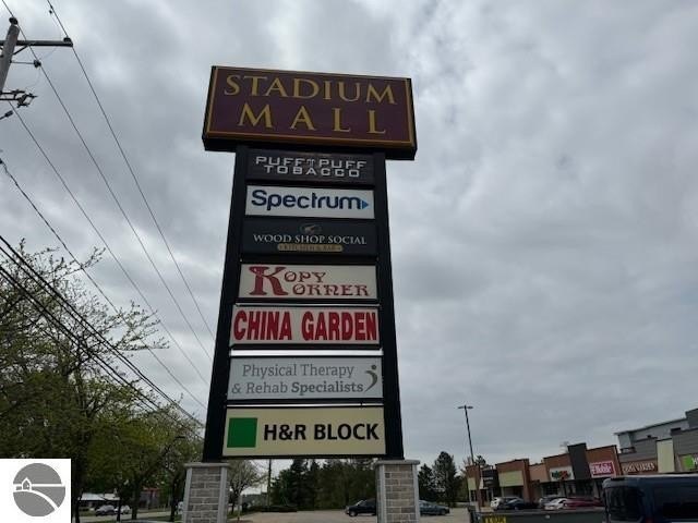 Stadium Mall Retail/Office Space