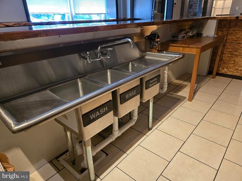 Fells Point Corner Commercial Space