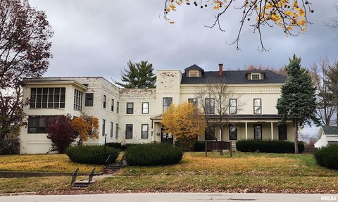 Historic Multifamily Building in Springfield