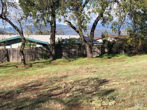 Residential Lot in Kelseyville Riviera