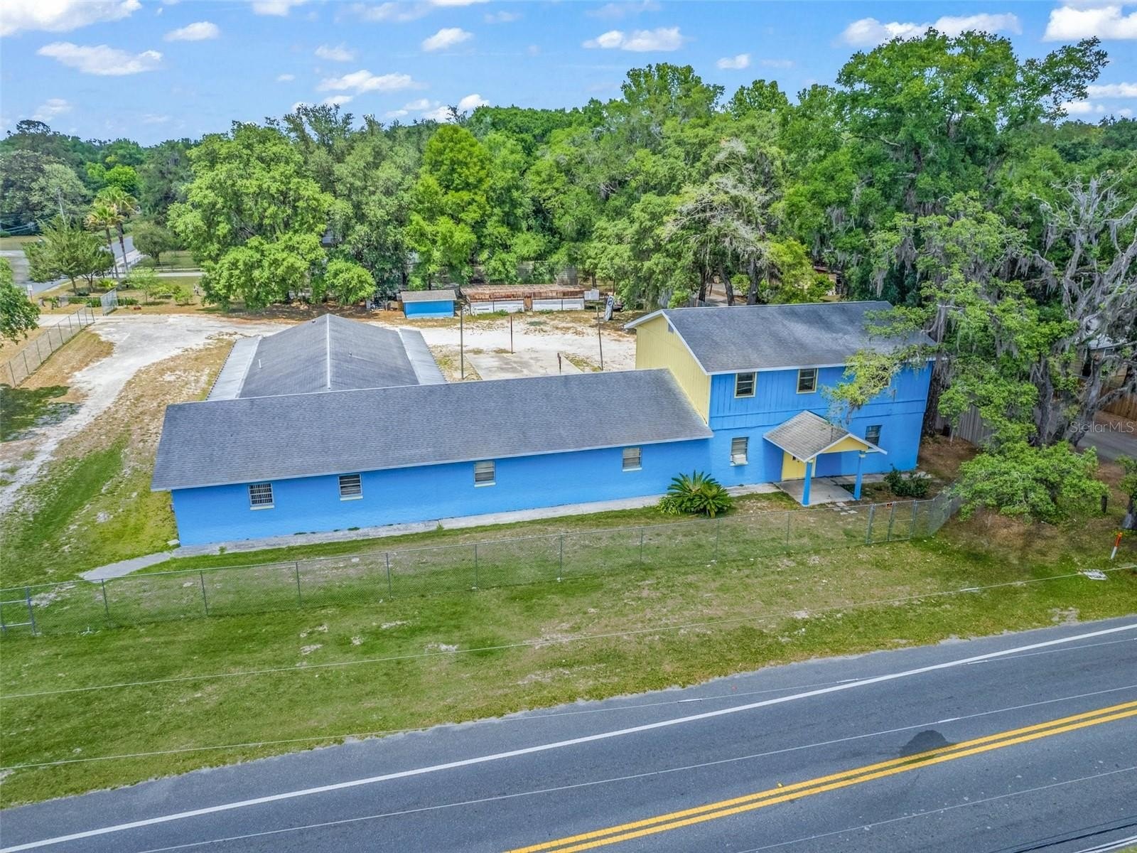 Versatile Mixed-Use Building in Ocala