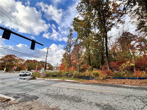 Corner Lot on Eddie Dowling Highway