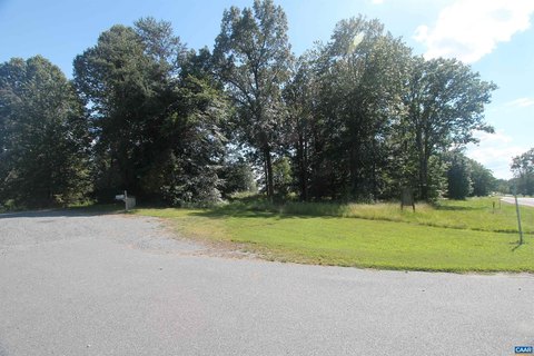 Commercial Land with 125-Ft Frontage