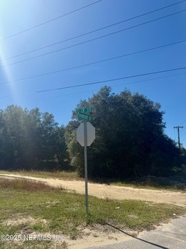 Land on County Rd 315