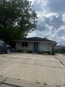 Fenced Duplex with Central HVAC