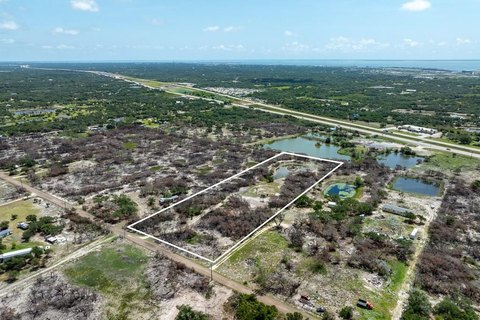 Residential Lot with Pond in Rockport