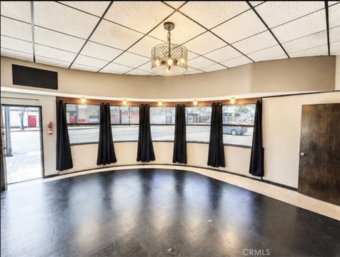 Creative Space with Soundproof Room