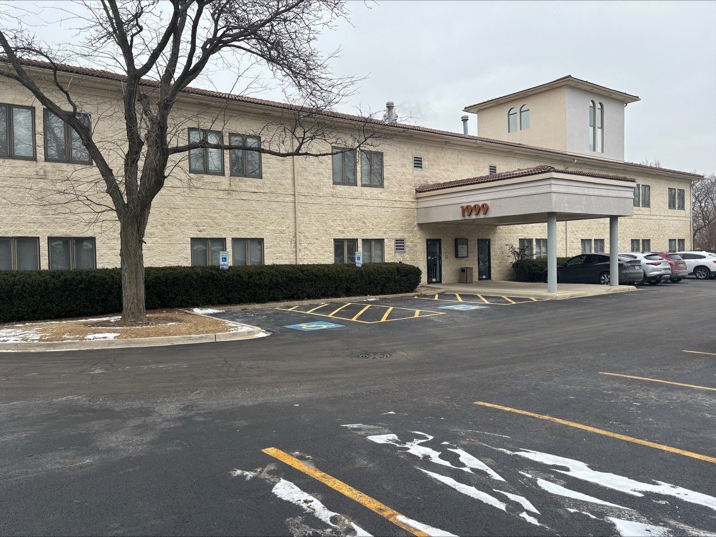 Woodridge Office Space Available