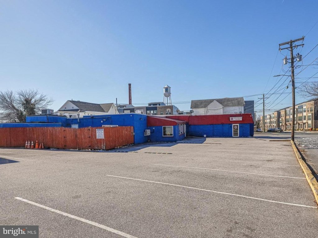 7100 Sollers Point Rd, Dundalk, MD 21222