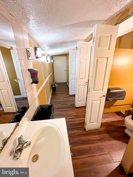 Turn-Key Restaurant and Lounge