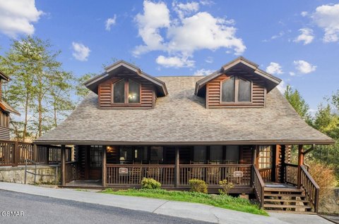 Updated Duplex Near Pigeon Forge Parkway