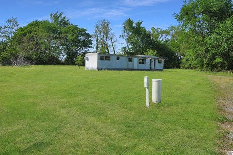 LAND - Murray, KY