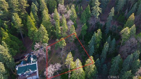 Crestline Land in Quiet Location