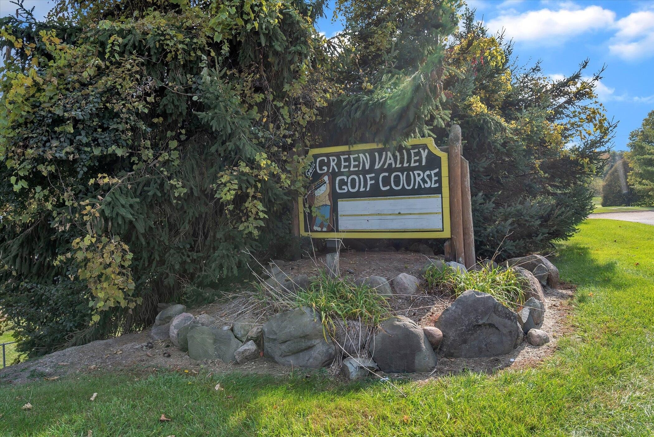 Profitable Golf Course with Residence