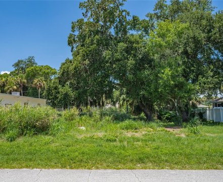 Land, EDGEWATER, FL