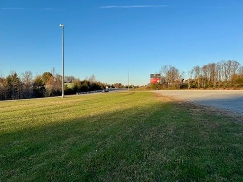 Commercial Land in Byrdstown, TN