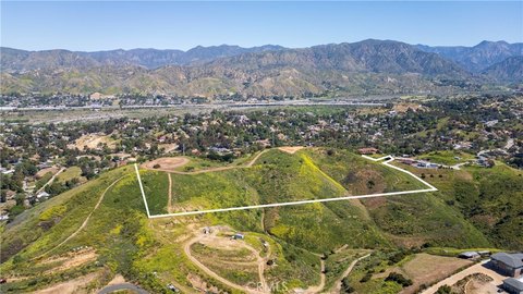 Expansive Equestrian Property with Views