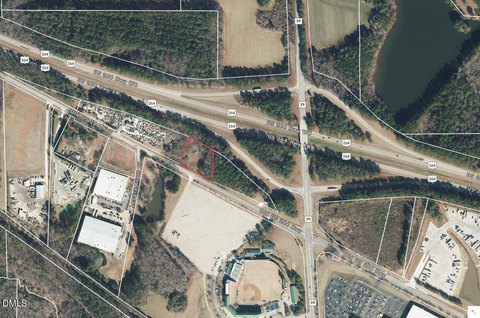 Commercial Land in Growing Area