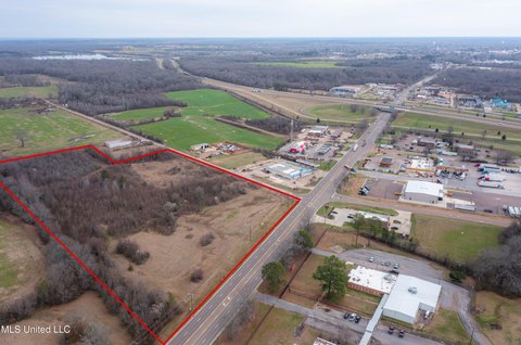 Prime Commercial Land in Canton