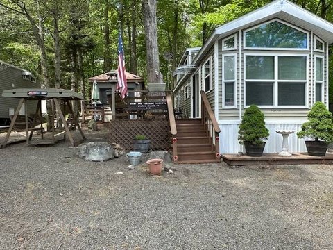 Park Model RV Lot with Cabin