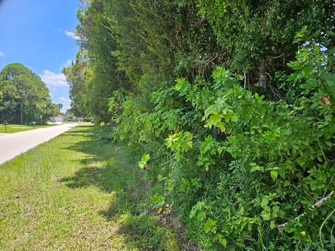Land & Docks, Port St. Lucie, FL