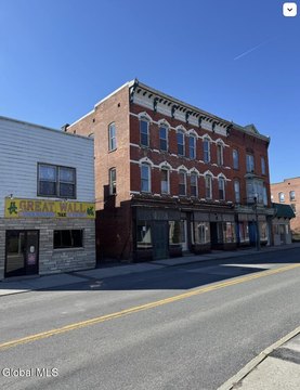 Multi-Use Building in Downtown Hoosick
