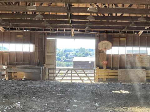 Equestrian Facility with Indoor Arena