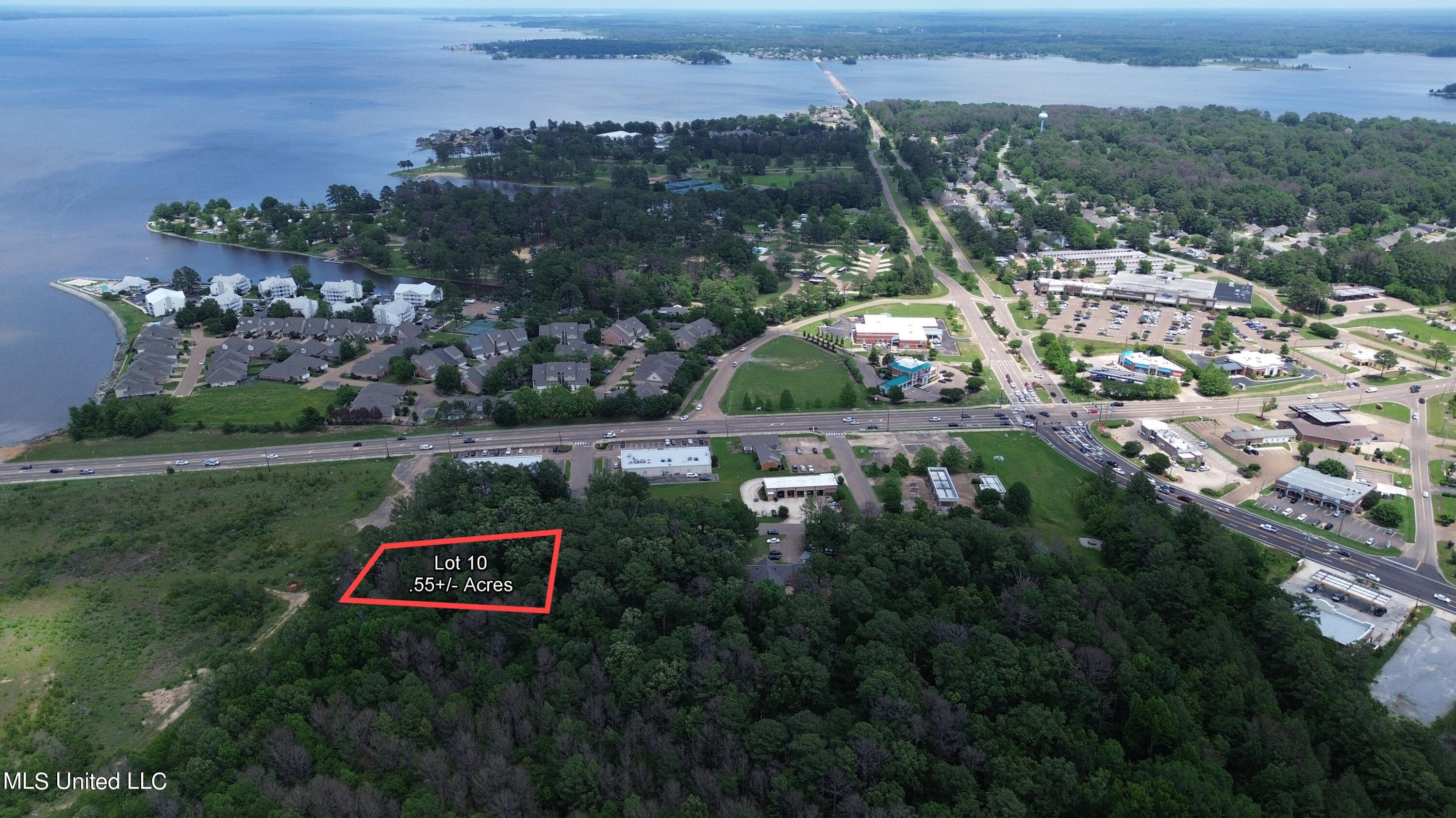 Commercial Land in High-Traffic Area