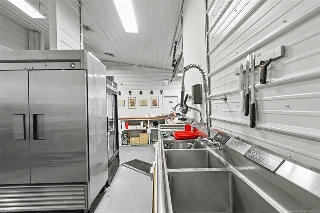 Picture 19