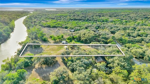 Land, Victoria, TX