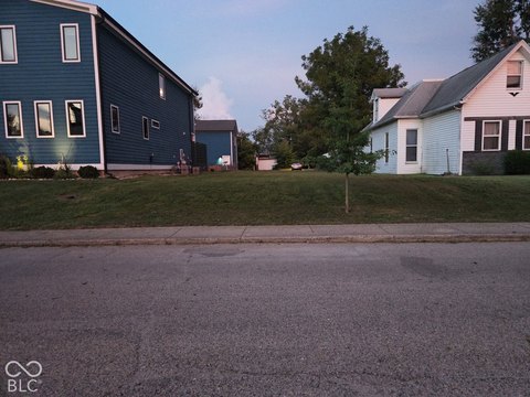 Land, Indianapolis, IN