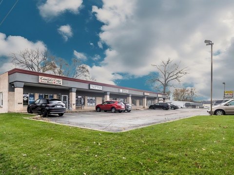 Retail/Office Strip Center For Sale