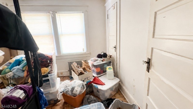 Picture 33