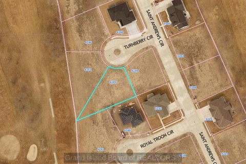 Residential Lot Near Golf Course