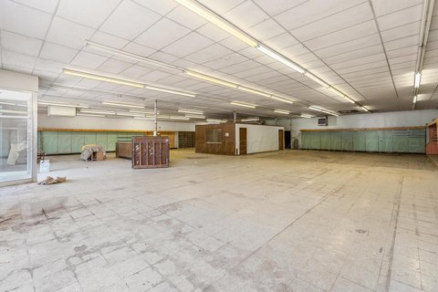 Flex Space With Warehouse