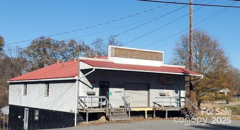 Downtown Dallas Commercial Building