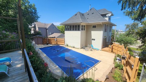 Four-Level Triplex with Heated Pool