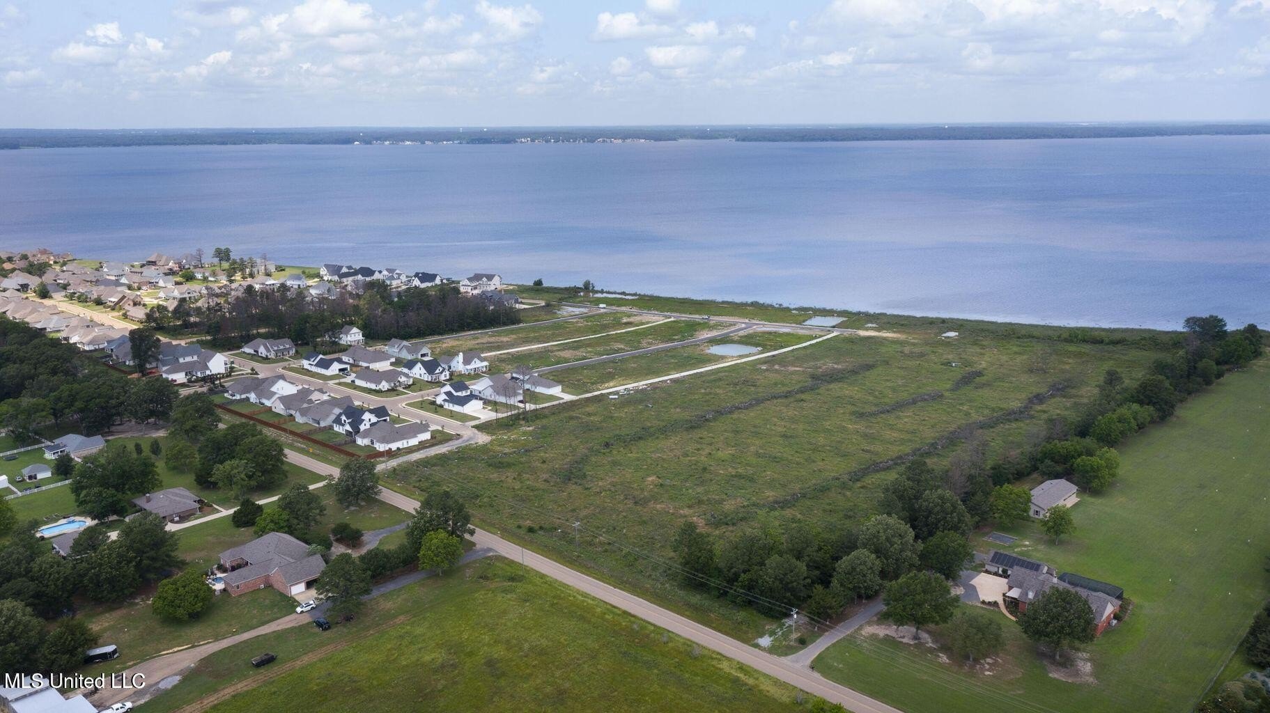 Waterfront Lots in Arbor Landing