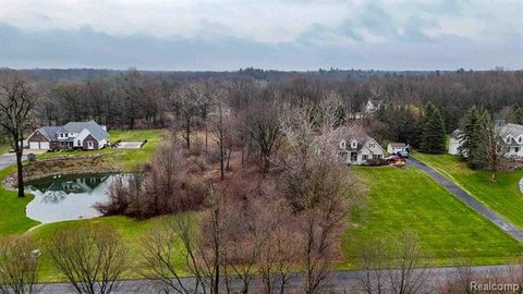 Residential Land in Metamora Township
